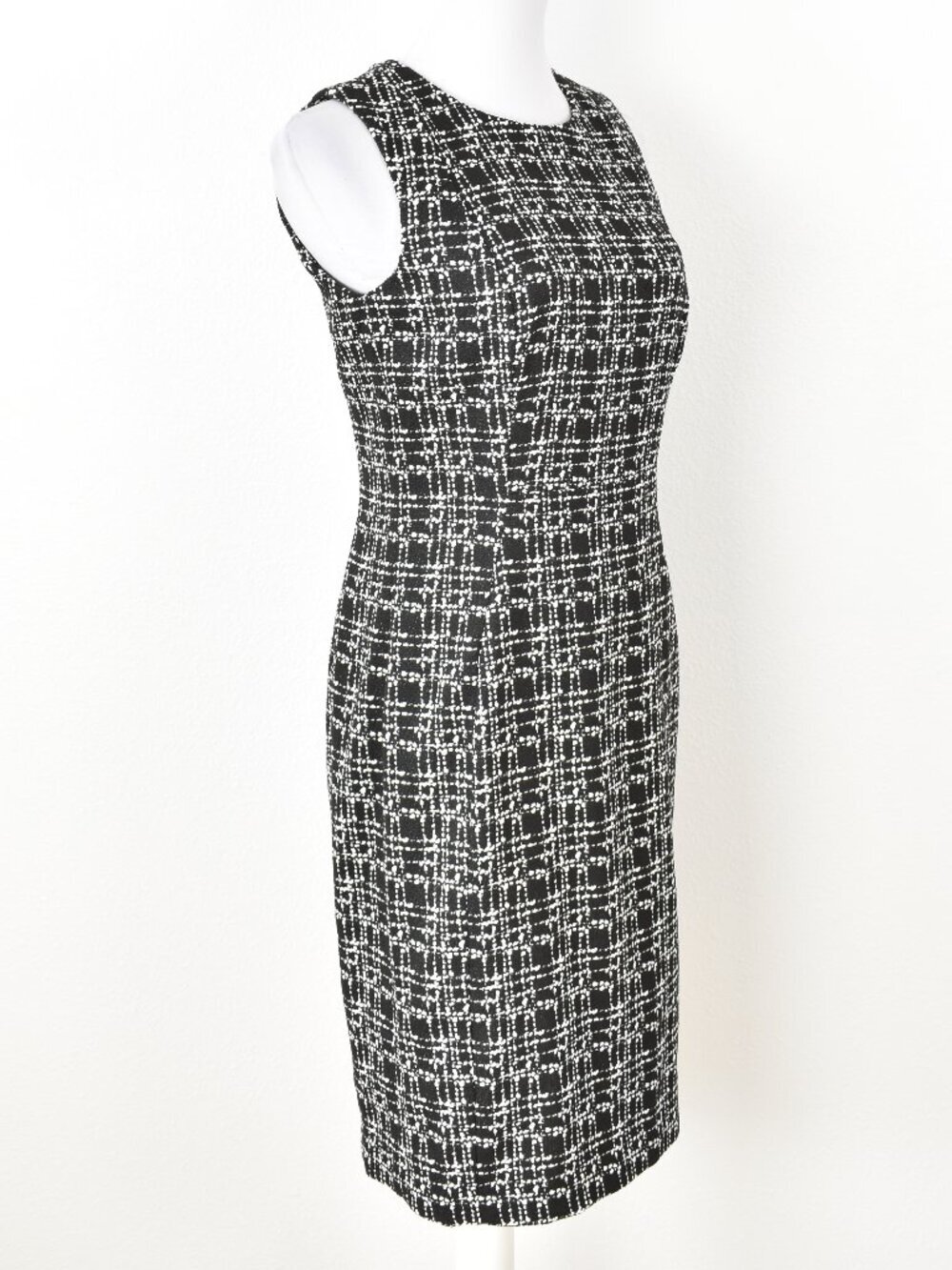 Calvin Klein Tweed Sheath Dress - 8 - Picture 7 of 8